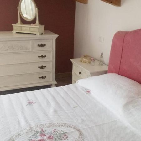 Il cielo in una stanza Hotel Giulianova Esterno foto
