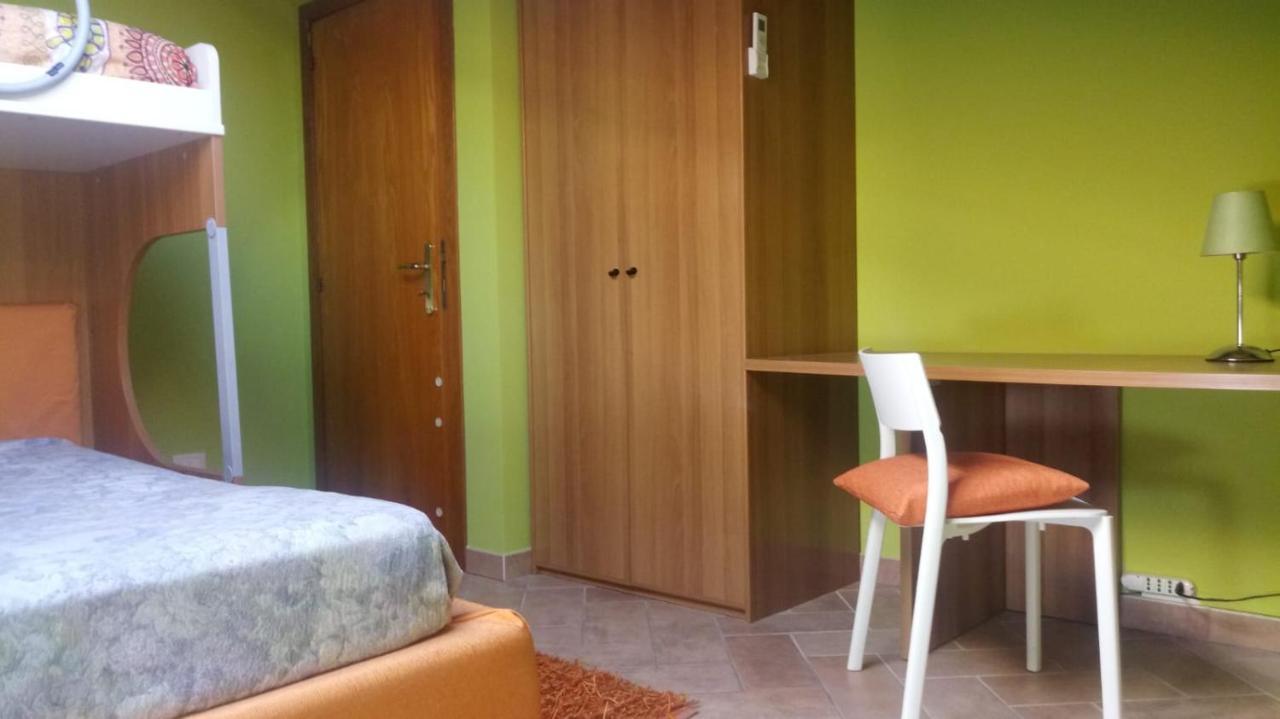 Il cielo in una stanza Hotel Giulianova Esterno foto