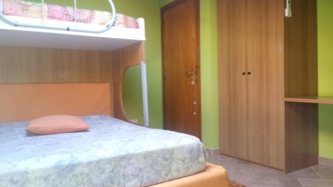 Il cielo in una stanza Hotel Giulianova Esterno foto
